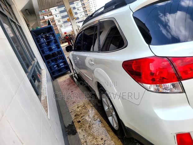 Subaru Outback 2015 White