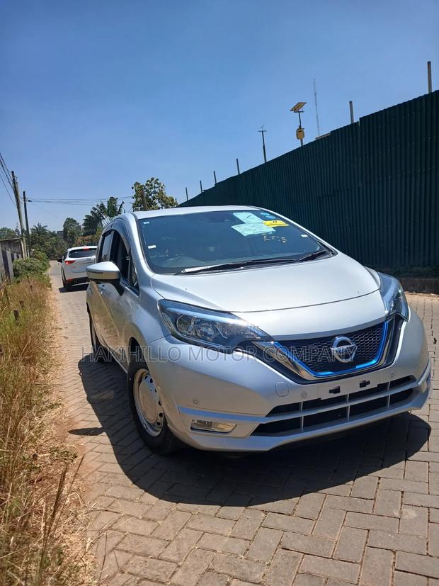 Nissan Note 2019 Silver