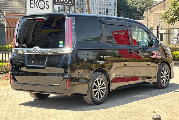Toyota Noah 2019 Black