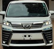 Toyota Vellfire 2019 White for sale
