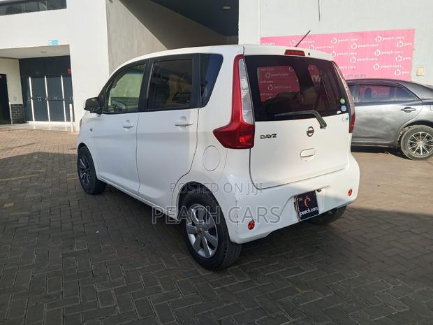 Nissan Dayz 2015 White