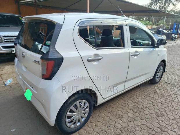 Daihatsu Mira 2018 White