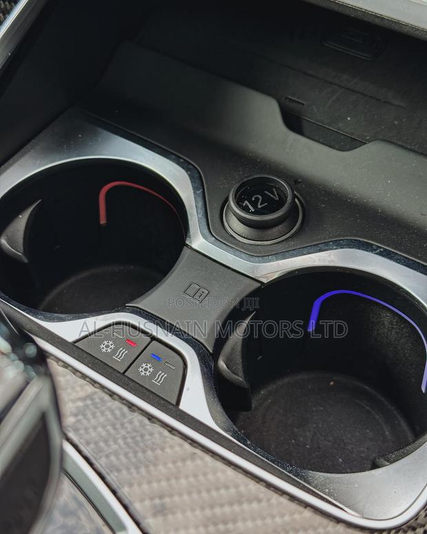 BMW X6 xDrive50i AWD 2020 Brown