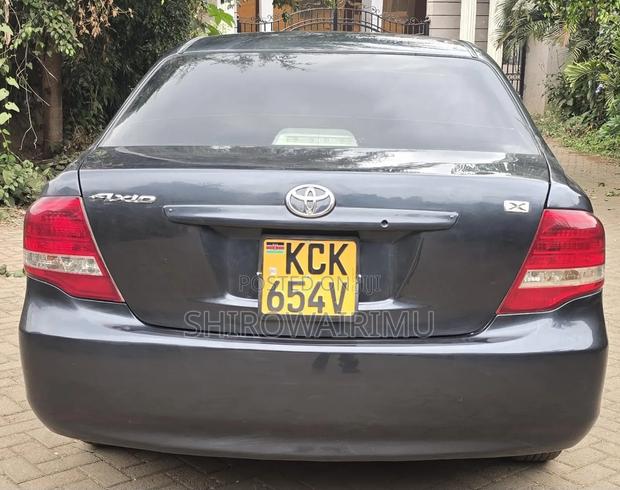 Toyota Axio 2009 Black