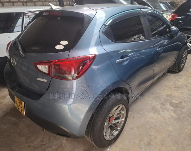 Mazda Demio 2016 Blue