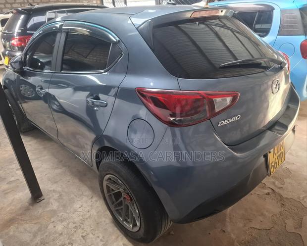 Mazda Demio 2016 Blue