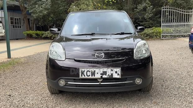 Mazda Verisa 2013 Brown