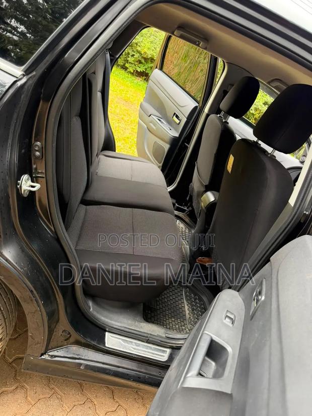 Mitsubishi RVR 2013 Black
