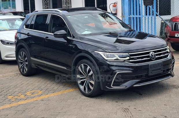 Volkswagen Tiguan 2021 Gray