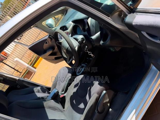 Honda Fit 2012 Silver