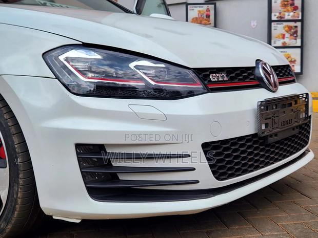Volkswagen Golf GTI 2015 White
