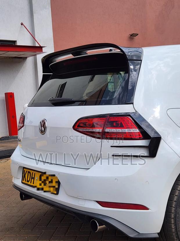 Volkswagen Golf GTI 2015 White