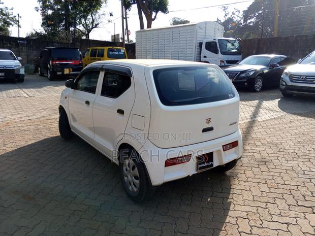 Suzuki Alto 2015 White