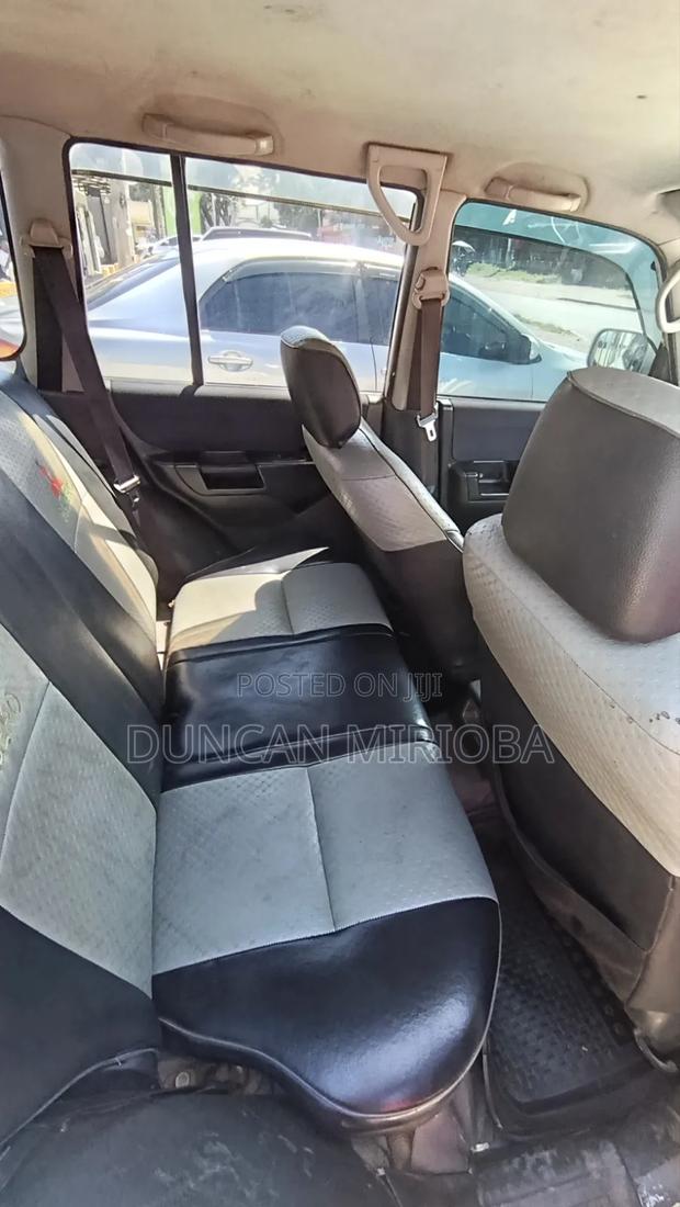 Mitsubishi Pajero 2002 White