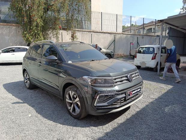 Volkswagen T-Cross 2022 Gray