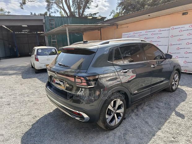 Volkswagen T-Cross 2022 Gray