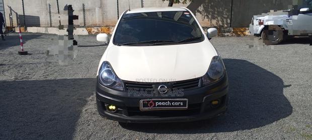 Nissan Advan 2015 White