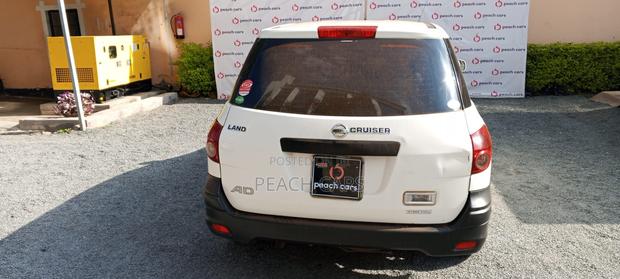 Nissan Advan 2015 White