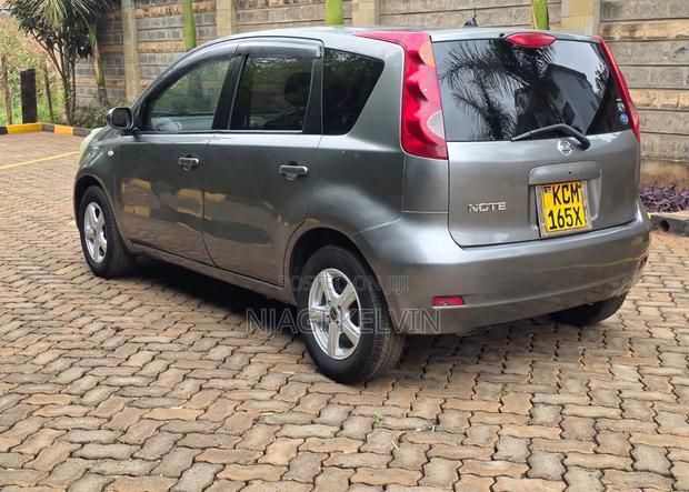 Nissan Note 2010 Gray