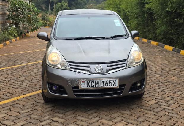 Nissan Note 2010 Gray