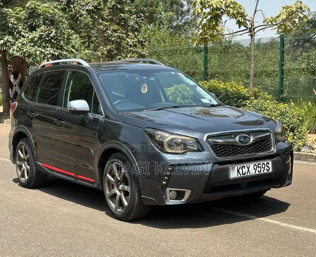 Subaru Forester 2012 Gray