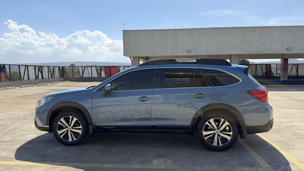 Subaru Outback 2.5i Premium AWD 2019 Blue