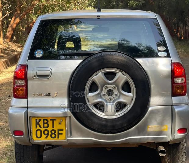 Toyota RAV4 2005 Silver
