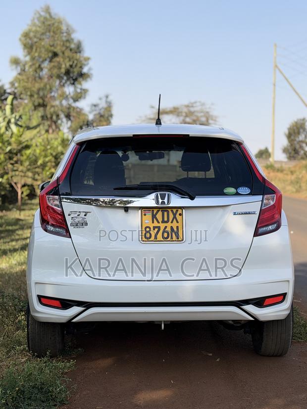 Honda Fit Sport 2018 White