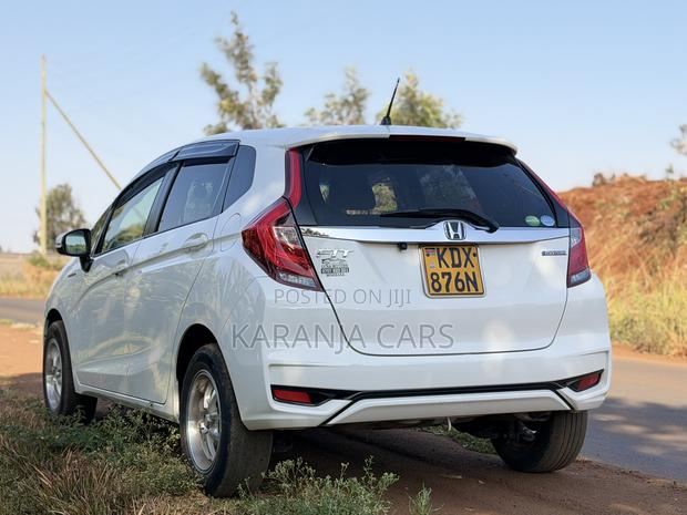 Honda Fit Sport 2018 White