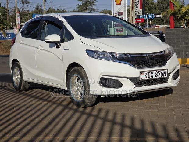Honda Fit 2018 White
