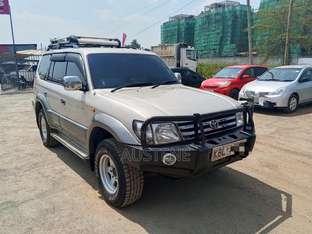 Toyota Land Cruiser Prado 2003 Beige