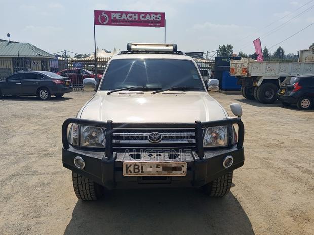 Toyota Land Cruiser Prado 2003 Beige