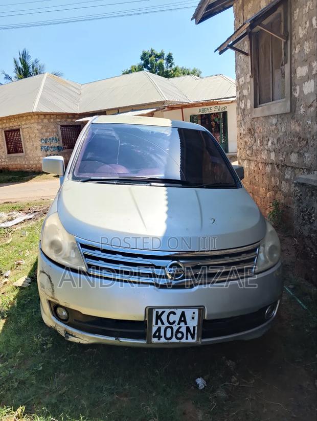 Nissan Presage 2007 Silver