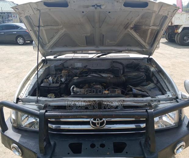 Toyota Land Cruiser Prado 2003 Gray
