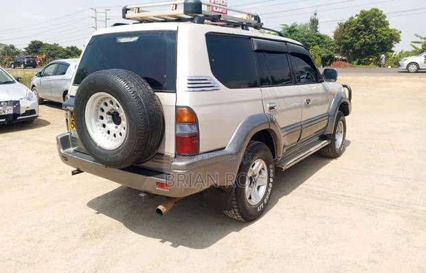 Toyota Land Cruiser Prado 2003 Gray