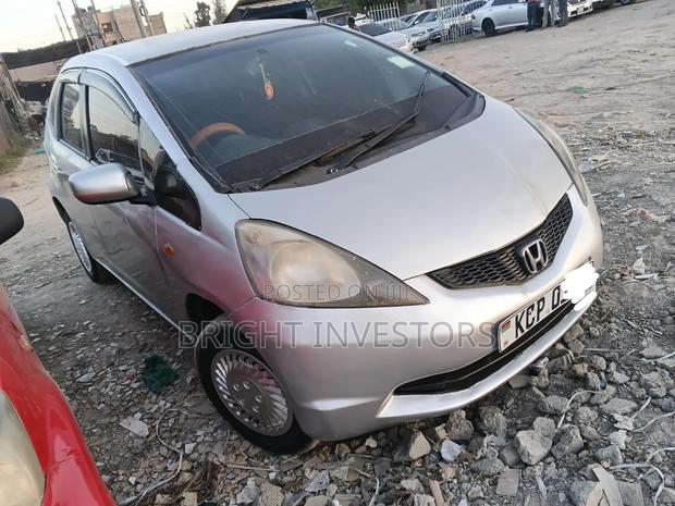 Honda Fit 2012 Silver