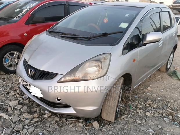 Honda Fit 2012 Silver