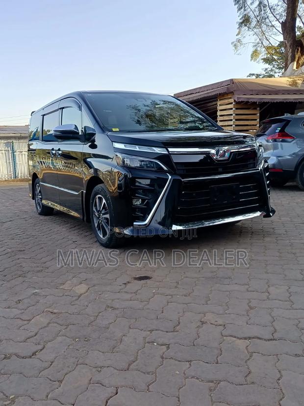Toyota Voxy 2019 Black