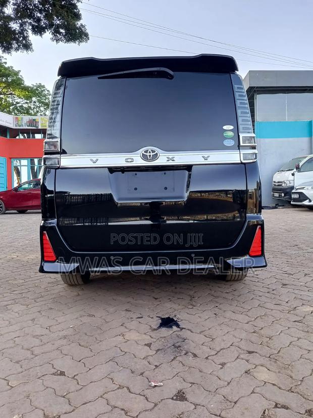 Toyota Voxy 2019 Black