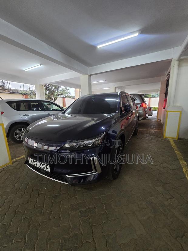 Skyworth EV6 72 kWh FWD 2023 Blue