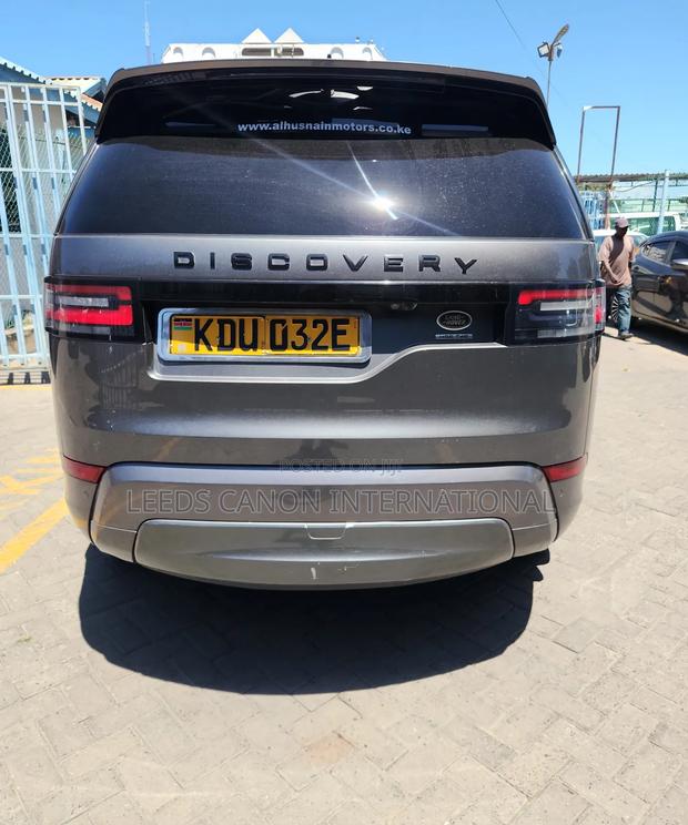 Land Rover Discovery Sport 2018 Gray