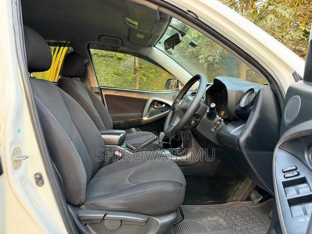 Toyota RAV4 2009 Pearl