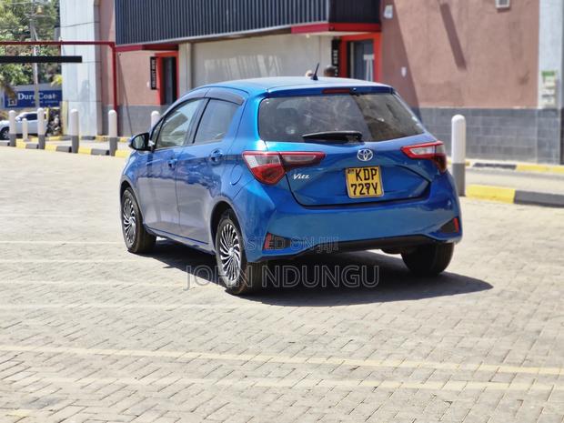 Toyota Vitz 2017 Blue