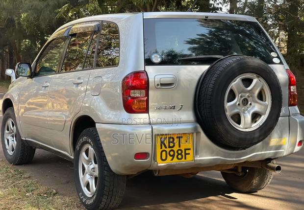 Toyota RAV4 2005 Silver