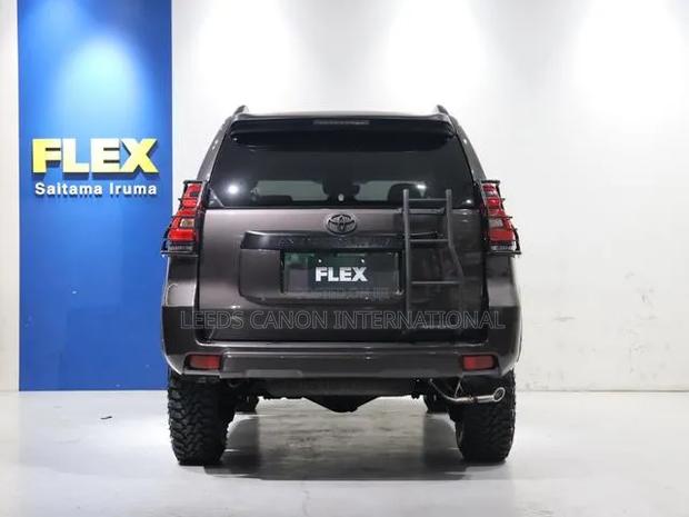 Toyota Land Cruiser Prado 2021 Gray