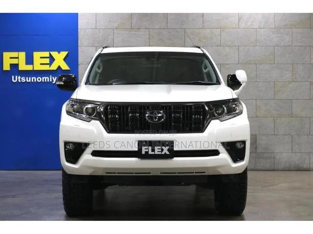 Toyota Land Cruiser Prado 2021 White