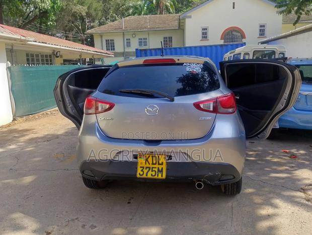Mazda Demio 2015 Silver