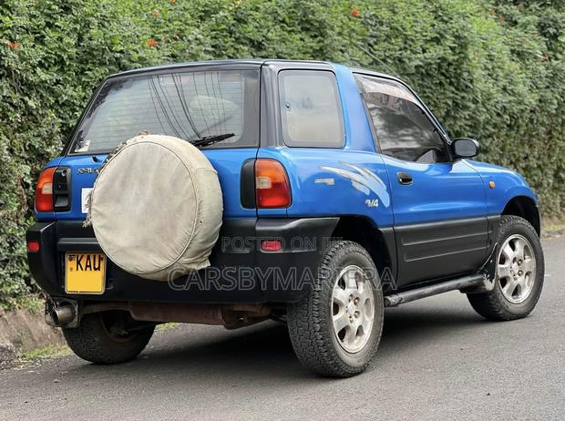 Toyota RAV4 Cabriolet 1998 Blue