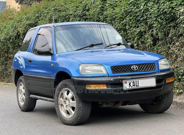 Toyota RAV4 Cabriolet 1998 Blue