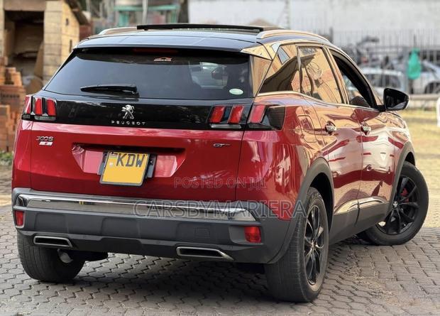 Peugeot 3008 2018 Red